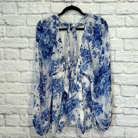 Maeve Sheer Tunic blue and white floral Blouse size small - Picture 4 of 7